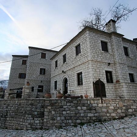 Petradi 1873 Hotel Kalarítai Екстериор снимка