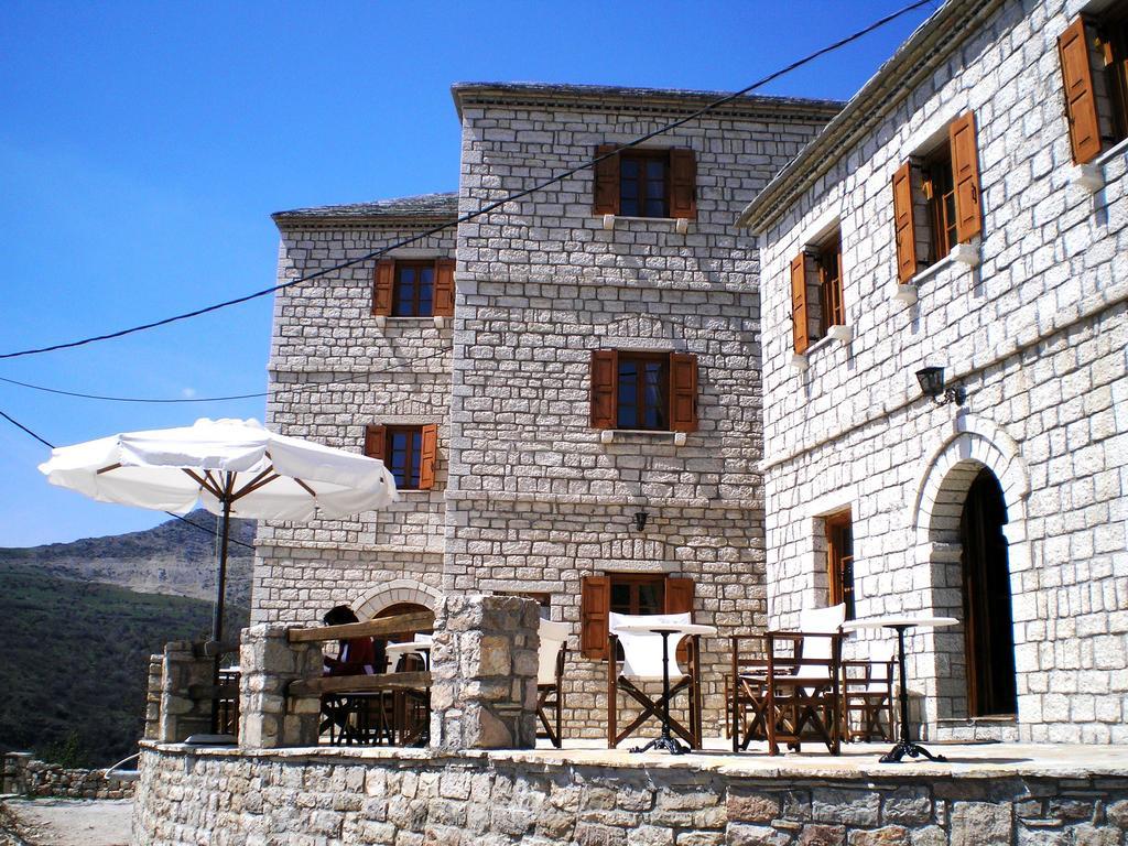 Petradi 1873 Hotel Kalarítai Екстериор снимка